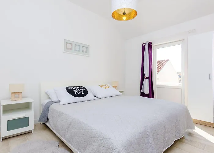 Sea Shell - Triplex Three-bedroom With Terrace 두브로브니크