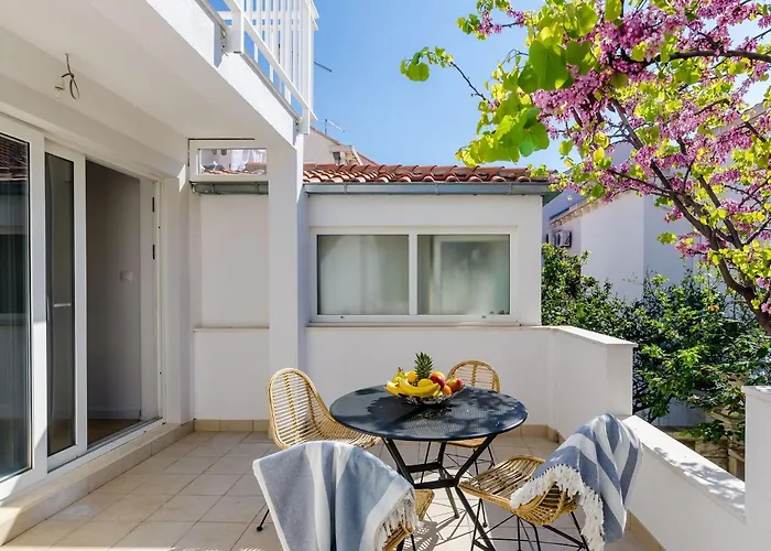 アパート Sea Shell - Triplex Three-bedroom With Terrace ドゥブロブニク