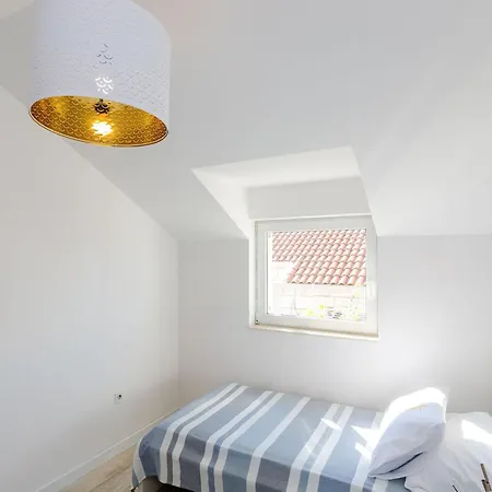 Sea Shell - Triplex Three-bedroom With Terrace * Dubrovník