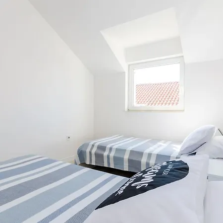 Sea Shell - Triplex Three-bedroom With Terrace