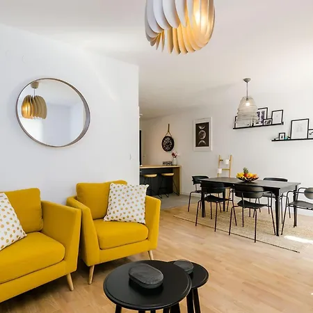 Sea Shell - Triplex Three-bedroom With Terrace Apartmán *